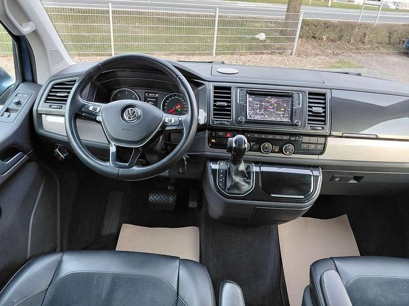 Gebraucht VW Multivan Comfortline 204 PS (150 kW) 2016 Blau Van / Kleinbus