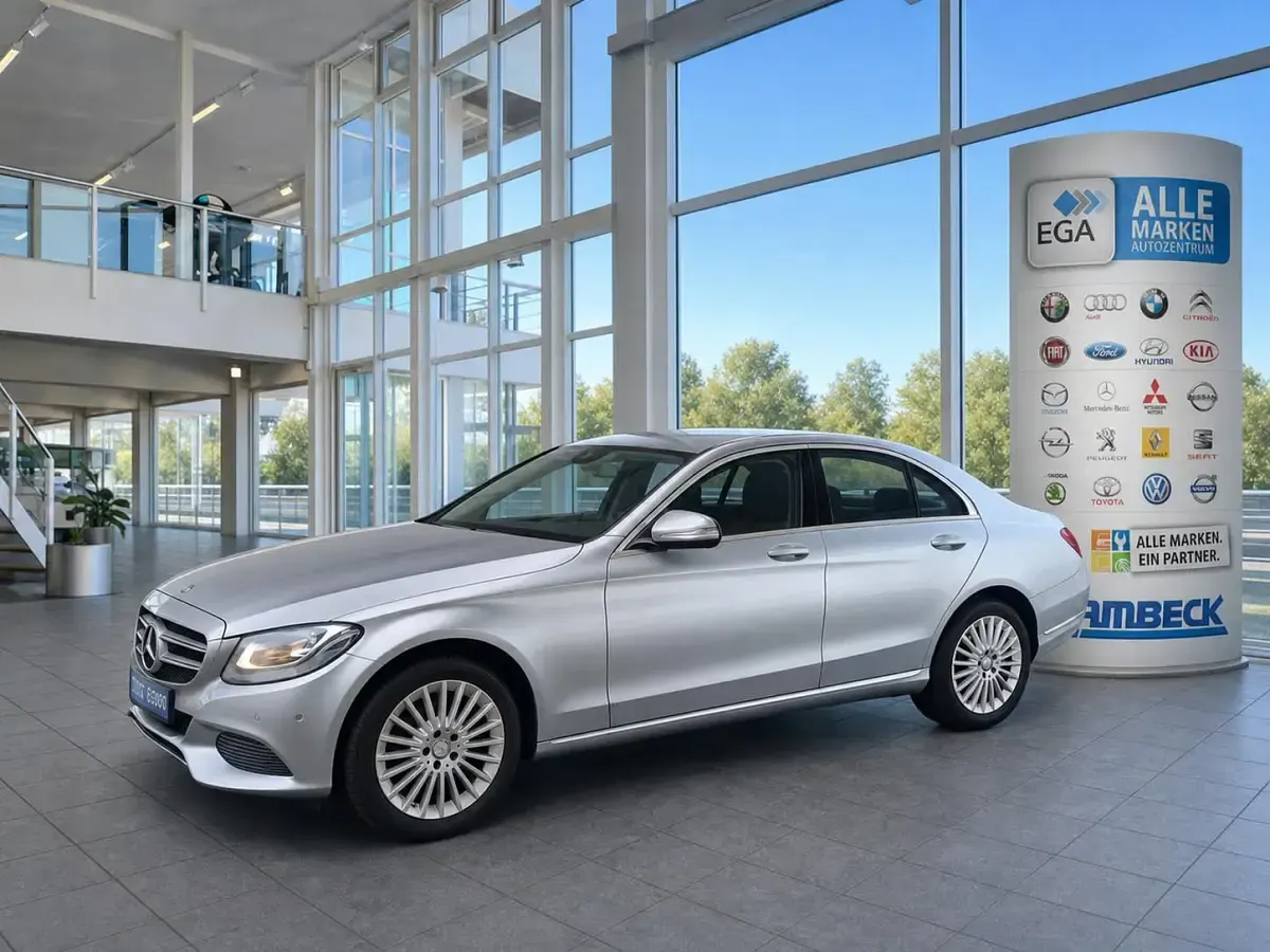Gebraucht Mercedes C200 Exclusive 136 PS (100 kW) 2014 Silber metallic