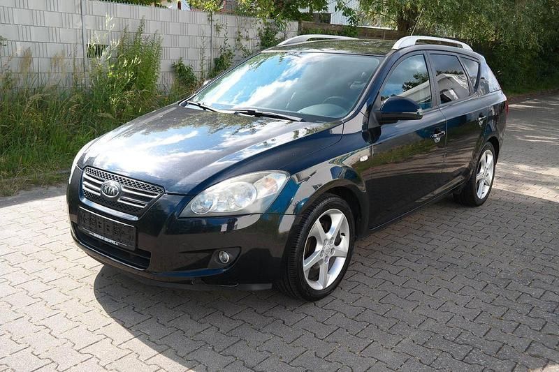 Schwarz Gebraucht 2008 Kia Ceed Sportswagon 4 Kombi | 1.999 € (Guter Preis) - Bild 1/4