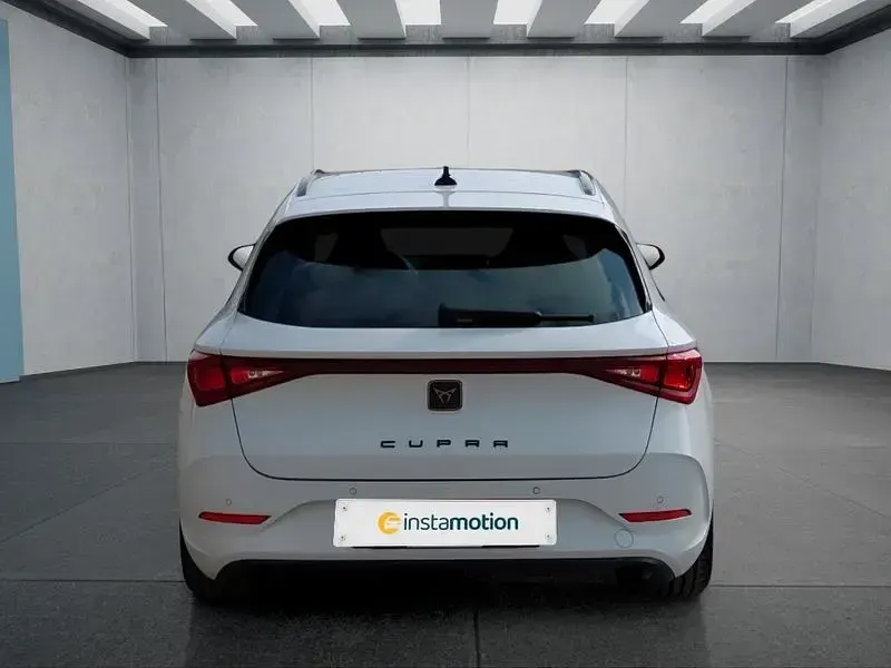 Gebraucht Cupra Leon VZ 245 PS (180 kW) 2024 Weiß Kombi