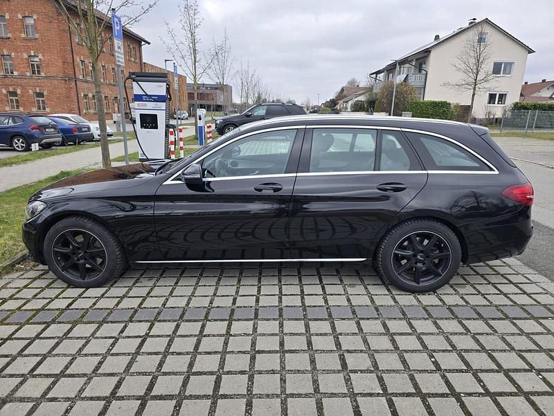 Gebraucht Mercedes C220 170 PS (125 kW) 2017 Schwarz Kombi