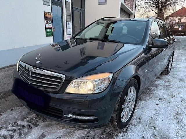 Grau Gebraucht 2010 Mercedes C180 Kombi | 9.750 € (Fairer Preis) - Bild 1/4