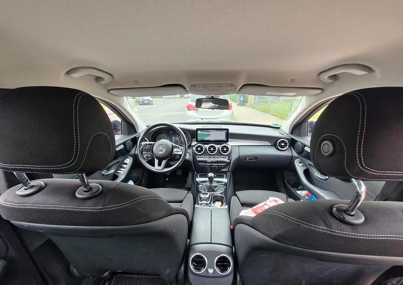 Gebraucht 2019 Mercedes C200 Limousine | 15.500 € (Guter Preis) - Bild 1/4