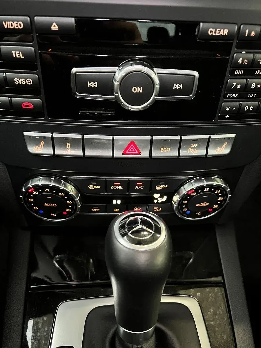 Gebraucht Mercedes C350 Elegance 306 PS (225 kW) 2013 Schwarz Limousine