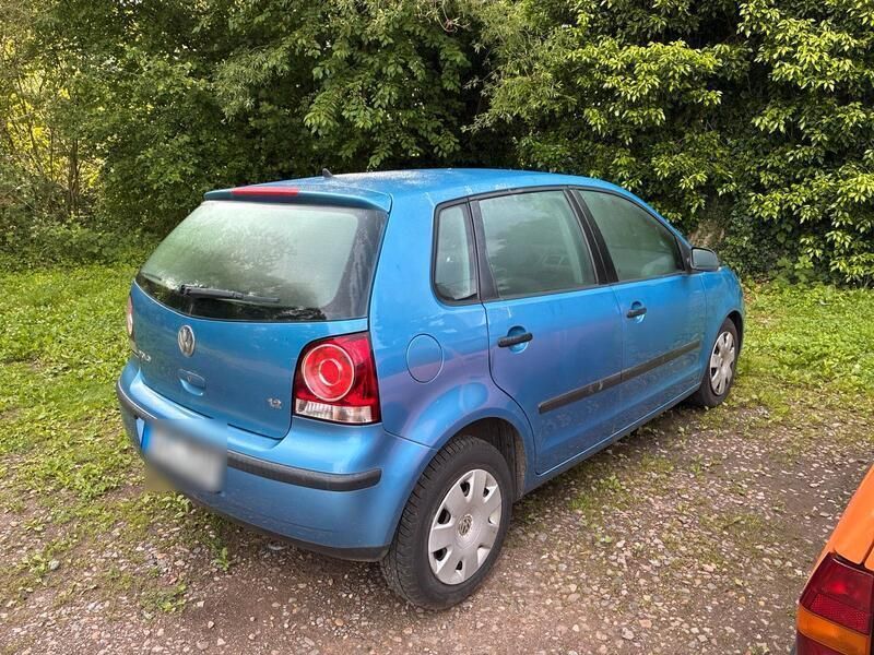 Blau Gebraucht 2005 VW Polo Kleinwagen | 1.600 € - Bild 1/4