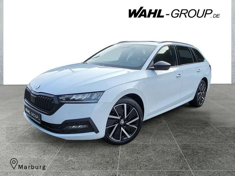 Weiß Gebraucht 2021 Skoda Octavia Style Limousine | 23.990 € (Teuer) - Bild 1/4