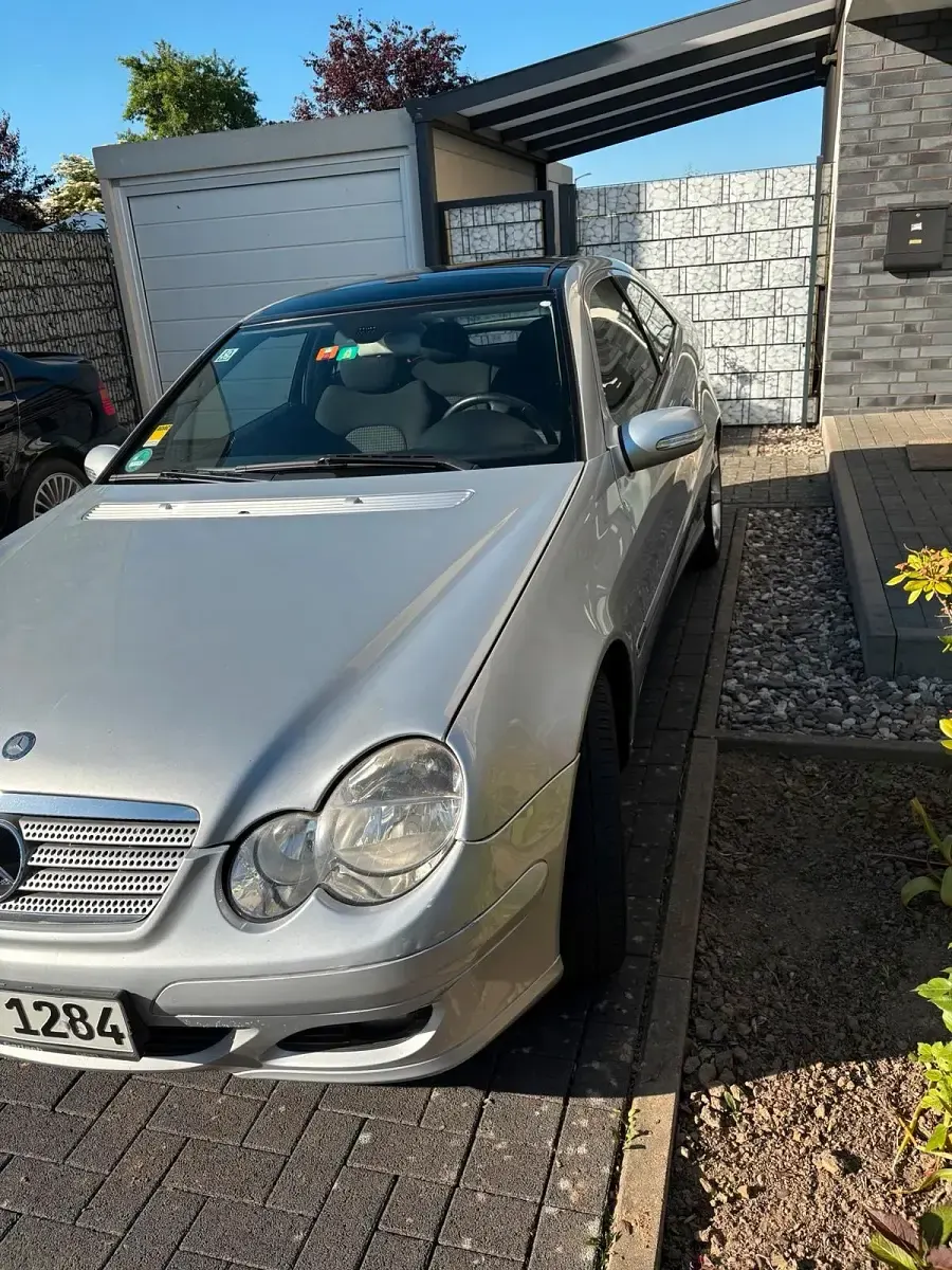 Gebraucht Mercedes CL180 143 PS (105 kW) 2006 Grau Coupé