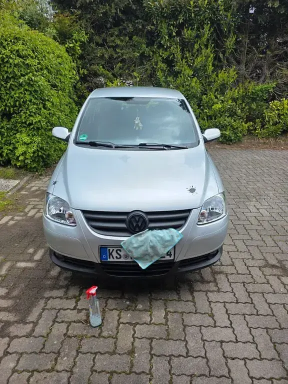 Używany VW Fox 54 KM (39 kW) 2008 Srebrny Hatchback