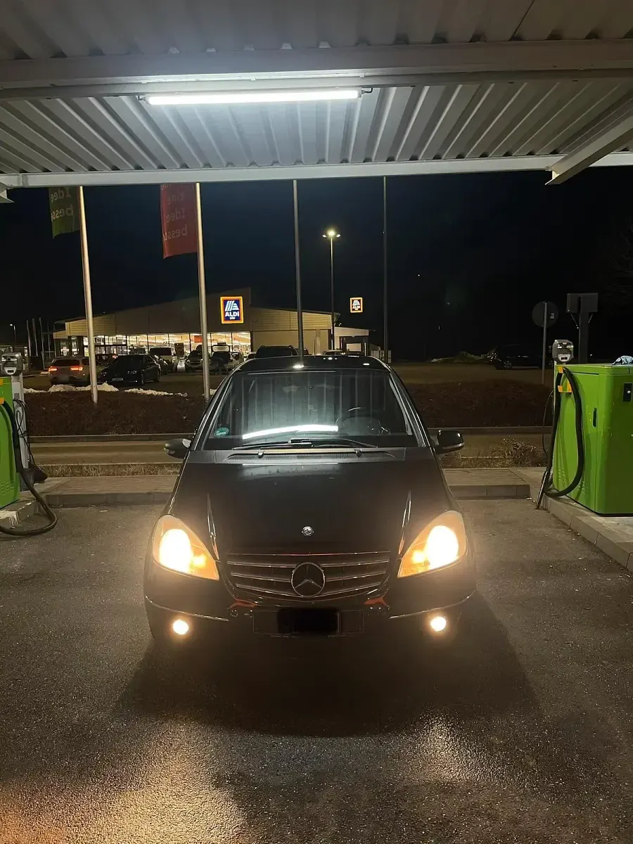 Gebraucht Mercedes A150 95 PS (69 kW) 2008 Schwarz Kleinwagen