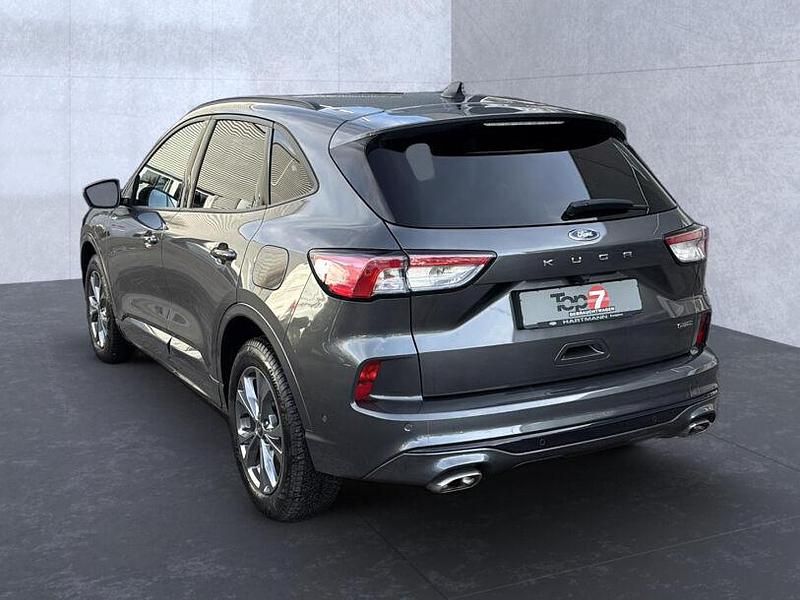 Gebraucht Ford Kuga ST-Line 224 PS (164 kW) 2022 Magneticgrau (metallic) SUV