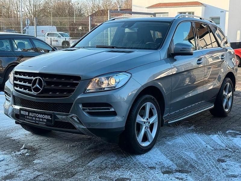 Gebraucht Mercedes ML250 204 PS (150 kW) 2013 Palladiumsilber  metalliclack SUV