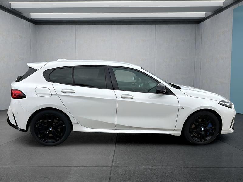 Gebraucht BMW M135 300 PS (220 kW) 2024 Weiß Kleinwagen