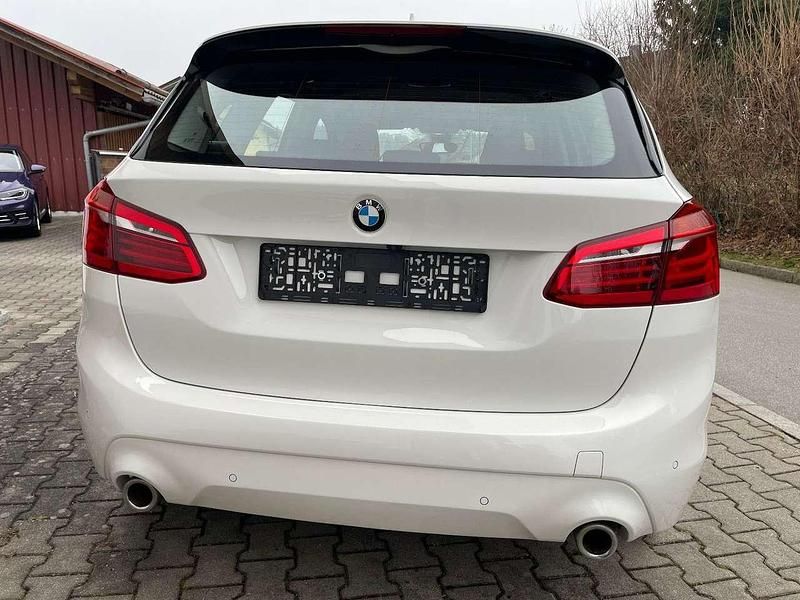 Gebraucht BMW 220 192 PS (141 kW) 2018 Alpinweiß iii Van / Kleinbus
