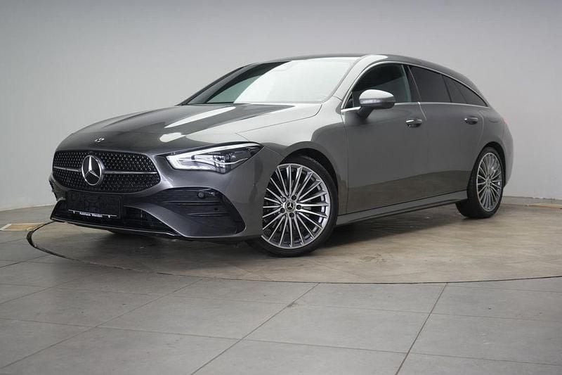 Gebraucht Mercedes CLA200 Shooting Brake Advanced 163 PS (119 kW) 2025 Grau Kombi