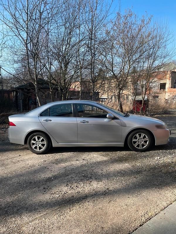 Gebraucht Honda Accord 155 PS (114 kW) 2002 Silber Limousine