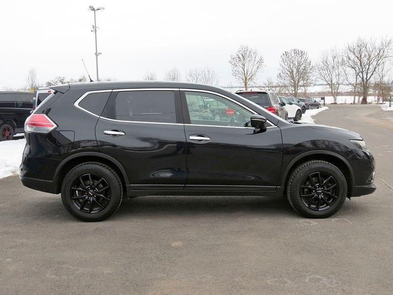 Gebraucht Nissan X-Trail Acenta 177 PS (130 kW) 2017 Schwarz SUV