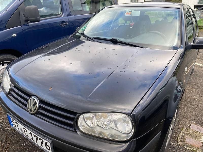 Schwarz Gebraucht 2001 VW Golf IV Edition Kombi | 600 € (Superpreis) - Bild 1/4