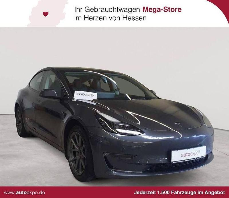 Grau Gebraucht 2021 Tesla Model 3 Limousine | 23.889 € (Superpreis) - Bild 1/4