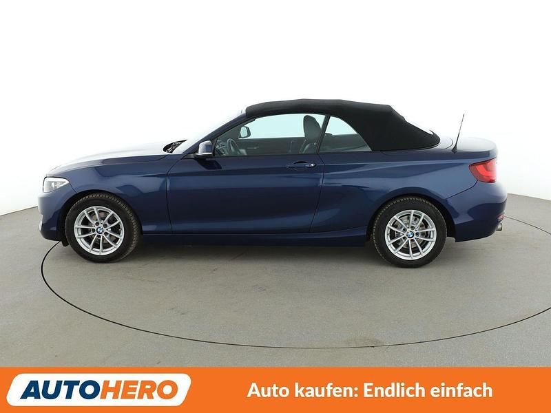 Gebraucht BMW 218 Basis 136 PS (100 kW) 2016 Blau Cabrio