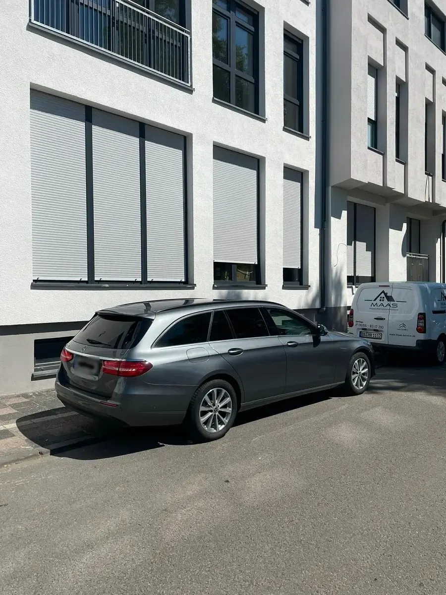 Gebraucht Mercedes E220 194 PS (142 kW) 2017 Grau Kombi
