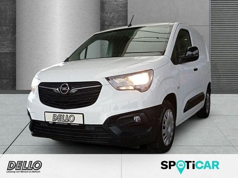 Jade weiss/arktis weiss Gebraucht 2022 Opel Combo Edition Van / Kleinbus | 18.290 € (Fairer Preis) - Bild 1/4
