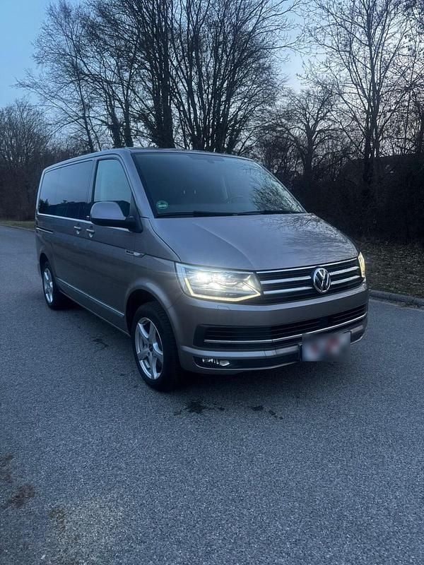 Second-hand VW Multivan 204 CP (150 kW) 2017 Bej Monovolum