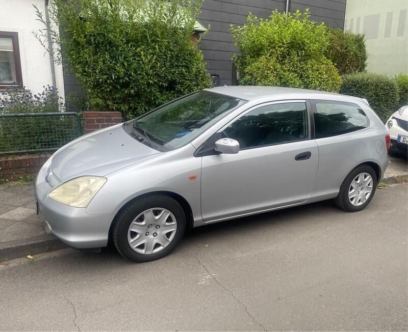 Silber Gebraucht 2001 Honda Civic Limousine | 2.750 € (Teuer) - Bild 1/4