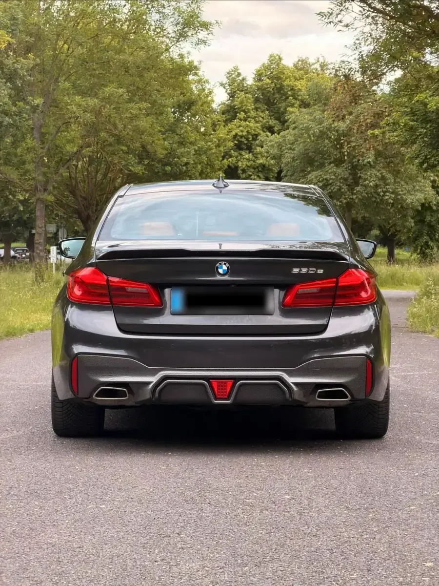 Gebraucht BMW 530e 260 PS (191 kW) 2019 Braun Limousine