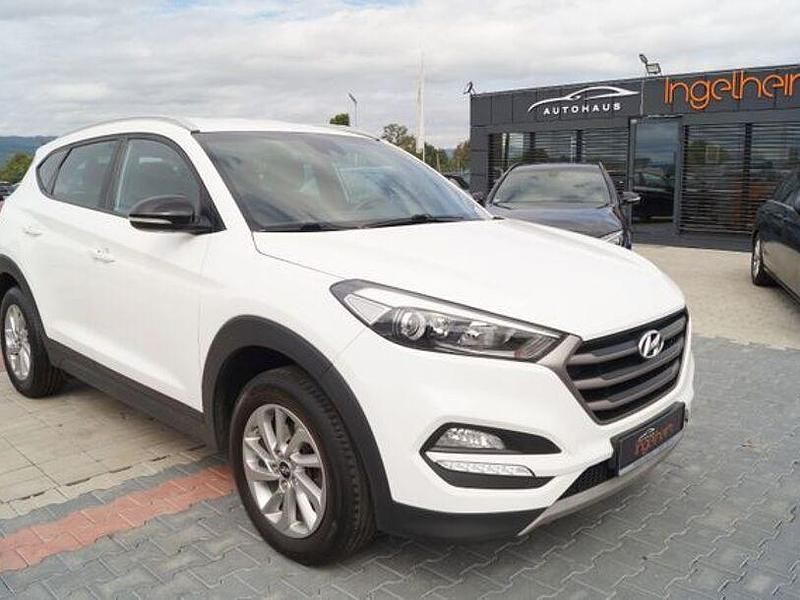 Weiß Gebraucht 2018 Hyundai Tucson Passion SUV | 13.490 € (Fairer Preis) - Bild 1/4