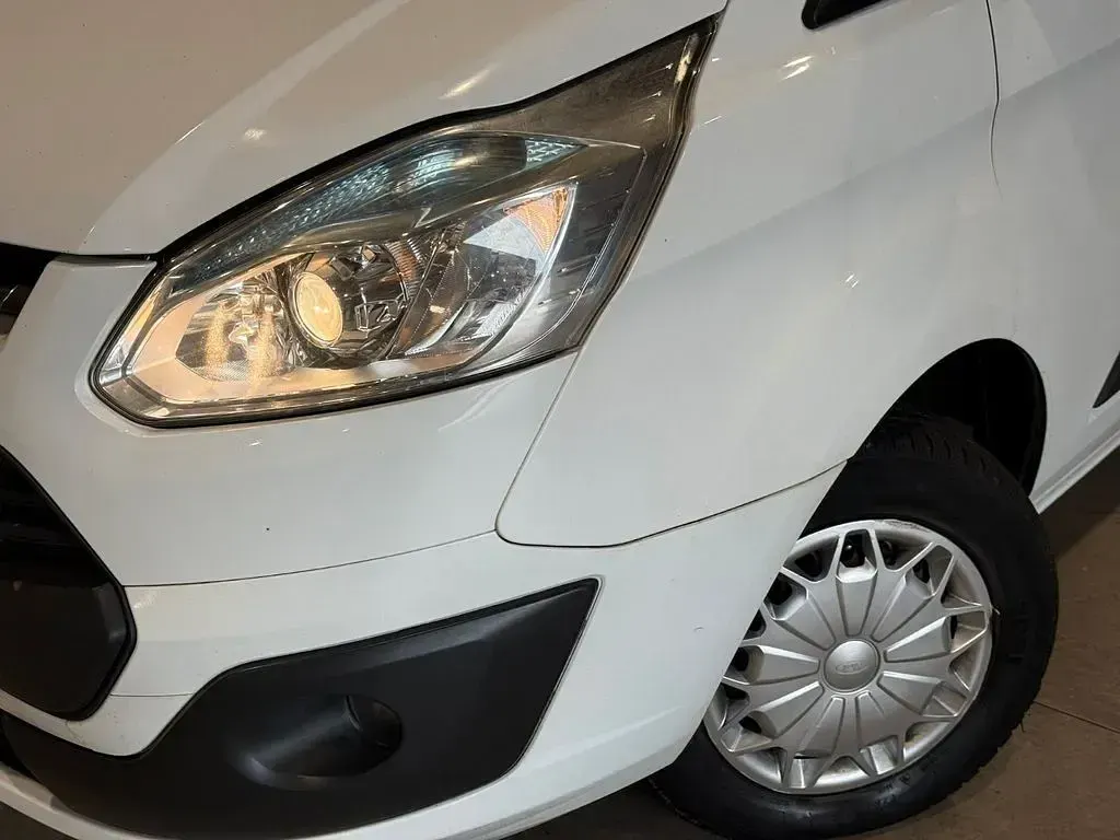Gebraucht Ford Transit 125 PS (91 kW) 2014 Weiß Van / Kleinbus