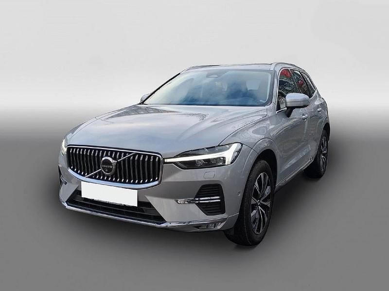 Gebraucht Volvo XC60 Plus 197 PS (144 kW) 2022 Silber SUV
