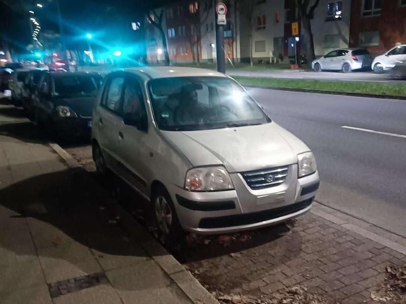 Gebraucht Hyundai Atos 58 PS (42 kW) 2003 Silber Kleinwagen