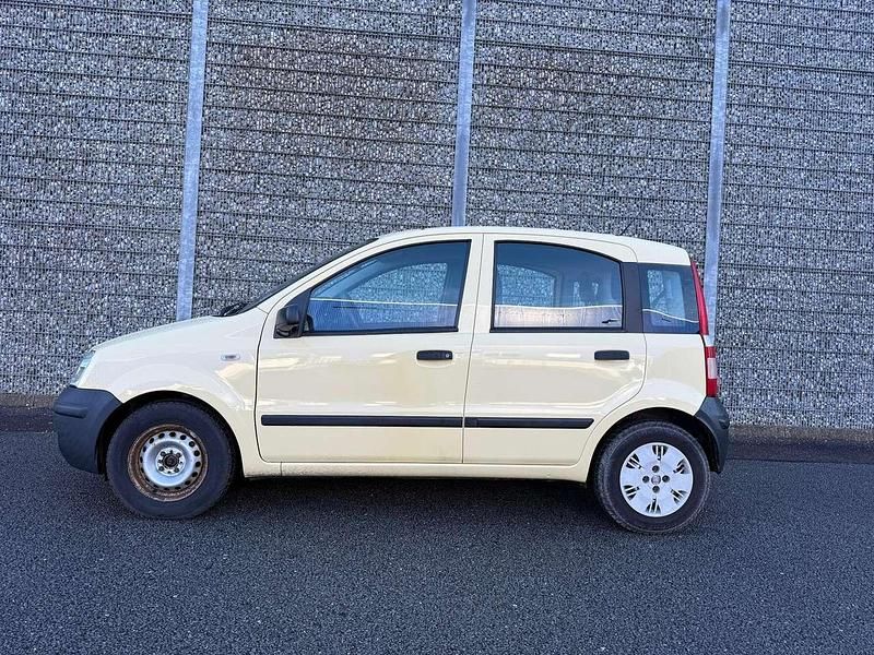 Gelb Gebraucht 2010 Fiat Panda Active Kleinwagen | 2.100 € (Fairer Preis) - Bild 1/4