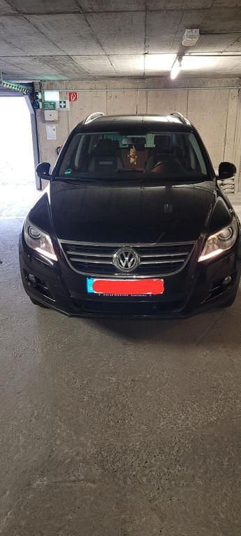 Schwarz Gebraucht 2008 VW Tiguan Sport SUV | 7.350 € (Fairer Preis) - Bild 1/4