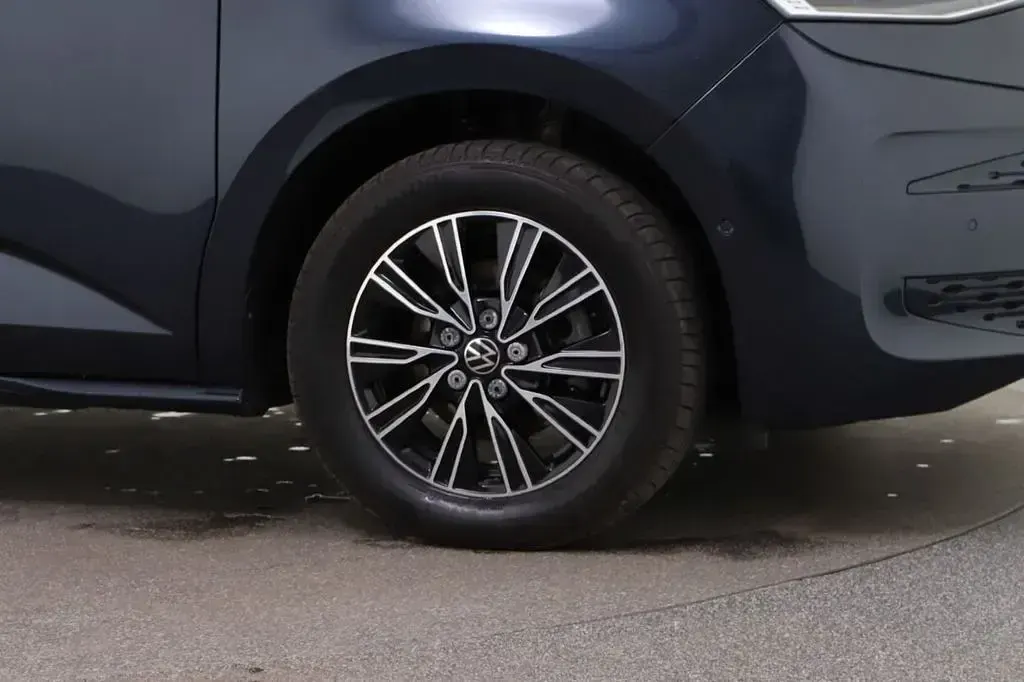 Occasion VW Multivan Life 150 ch (110 kW) 2023 Bleue Monospace