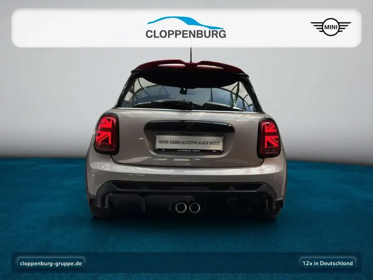 Gebraucht Mini John Cooper Works 231 PS (169 kW) 2021 Rooftop grey Kleinwagen