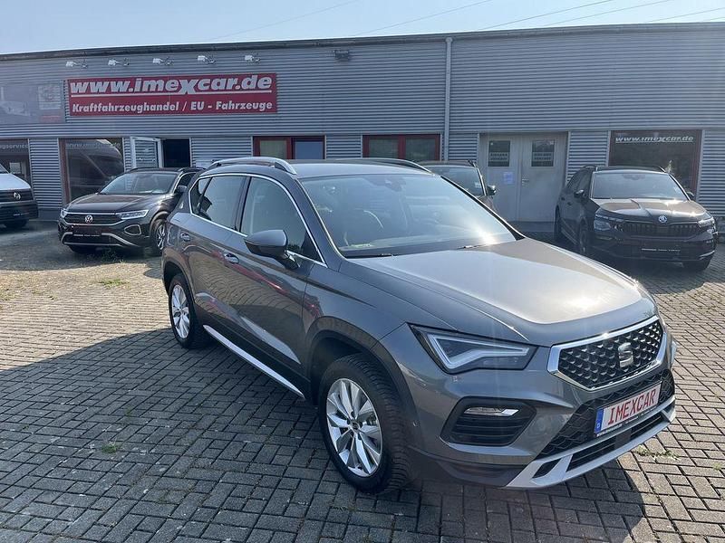 Silber/grau Gebraucht 2024 Seat Ateca Xperience SUV | 33.900 € (Etwas zu teuer) - Bild 1/4