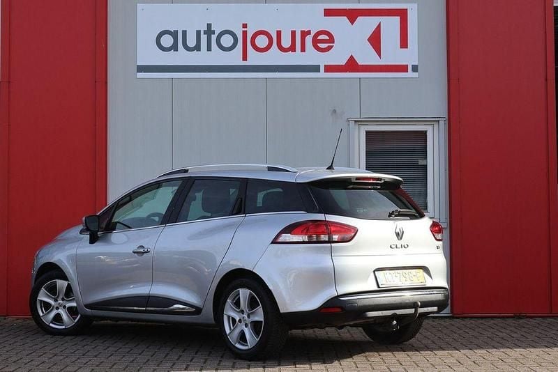 Gebraucht Renault Clio IV Dynamique 90 PS (66 kW) 2015 Grau Kombi