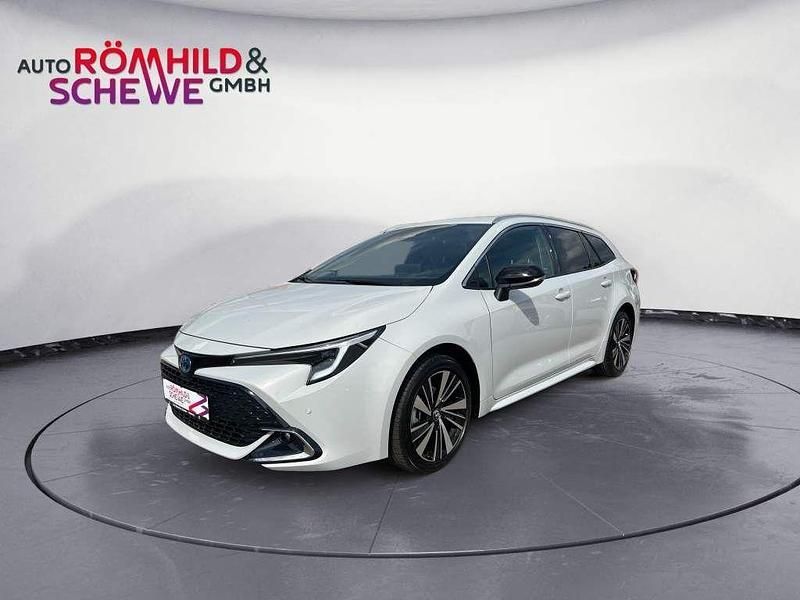 Dynamic grey metallic Neu 2025 Toyota Corolla Kombi | 37.399 € - Bild 1/4