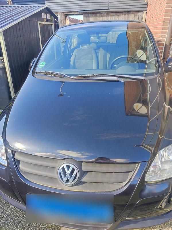 Gebraucht VW Fox 57 PS (41 kW) 2009 Schwarz Kleinwagen