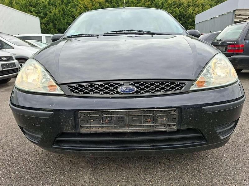 Schwarz Gebraucht 2004 Ford Focus Viva Limousine | 1.499 € (Fairer Preis) - Bild 1/4