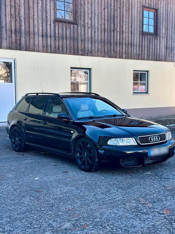 Second-hand Audi RS4 Basis 481 CP (353 kW) 2001 Break