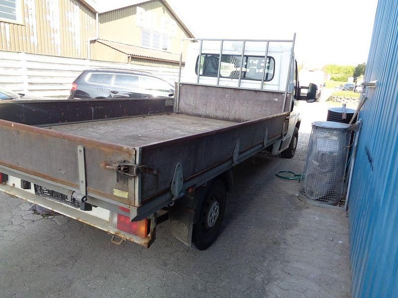 Gebraucht Peugeot Boxer 120 PS (88 kW) 2011 Weiß Van