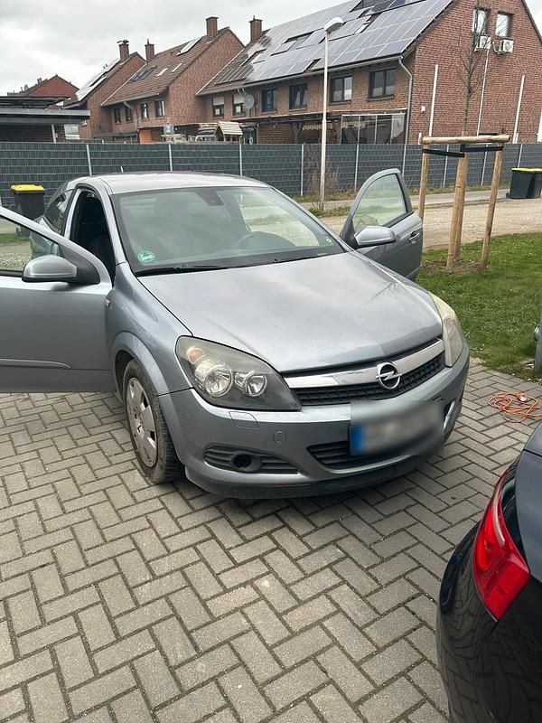 Gebraucht Opel Astra 190 PS (139 kW) 2007 Grau Kleinwagen