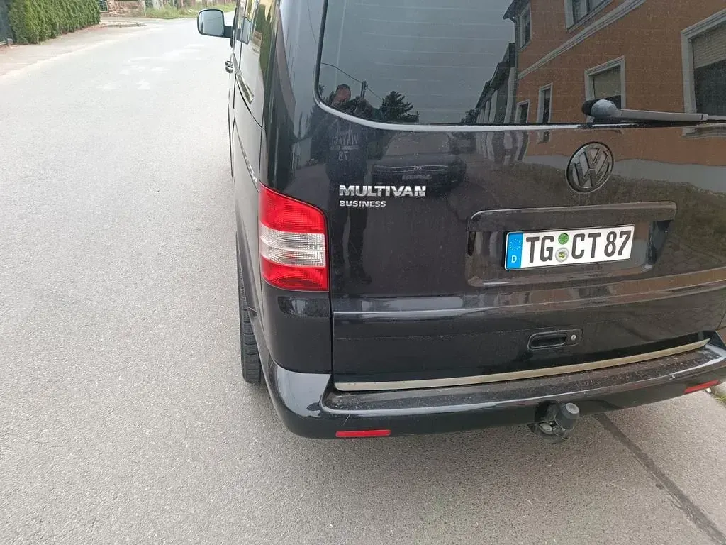 Gebraucht VW Multivan 131 PS (96 kW) 2004 Schwarz Van / Kleinbus
