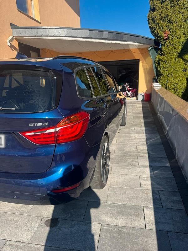 Gebraucht BMW 216 Gran Tourer 116 PS (85 kW) 2017 Blau Van / Kleinbus