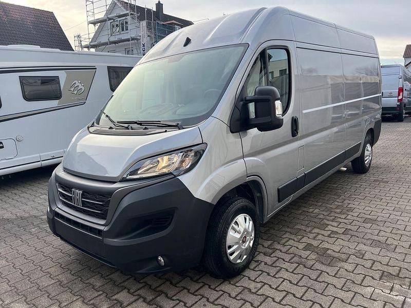 Neu Fiat Ducato 140 PS (102 kW) 2026 Silber Van