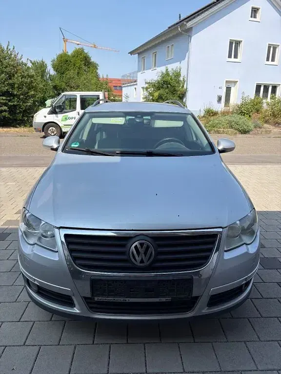 Gebraucht VW Passat 140 PS (102 kW) 2006 Silber Kombi