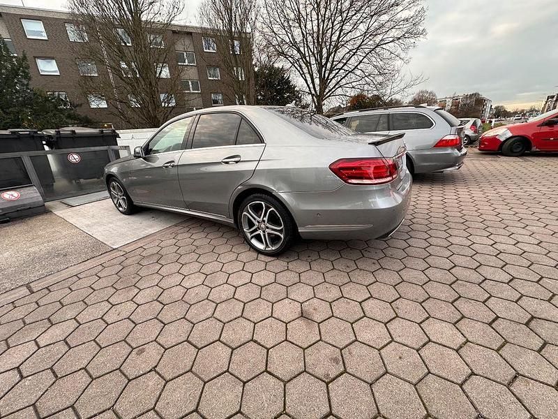 Gebraucht Mercedes E500 Avantgarde 408 PS (300 kW) 2013 Silber Kombi
