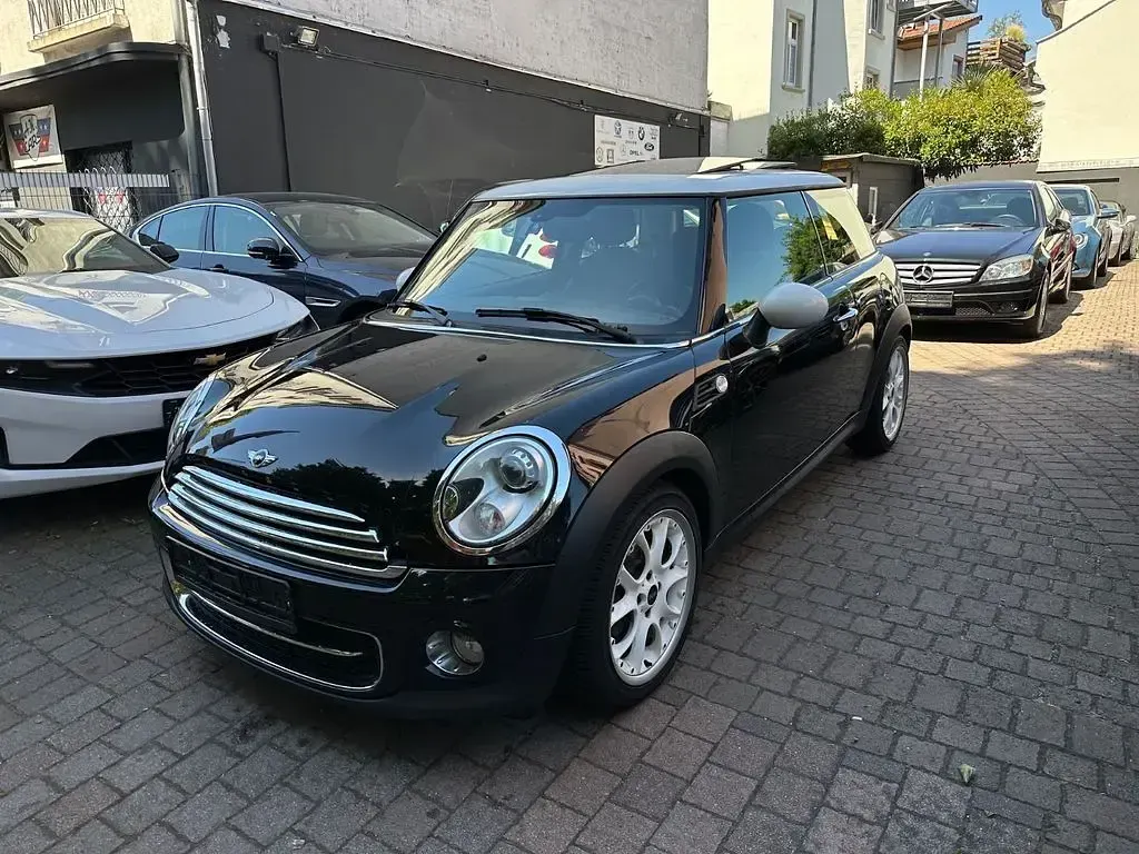 Gebraucht Mini Cooper D 111 PS (81 kW) 2014 Schwarz Kleinwagen